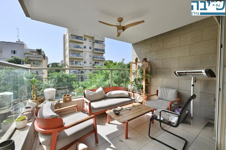 דירה, שדרות ח"ן, ב' / צפון מערב העיר, רחובות