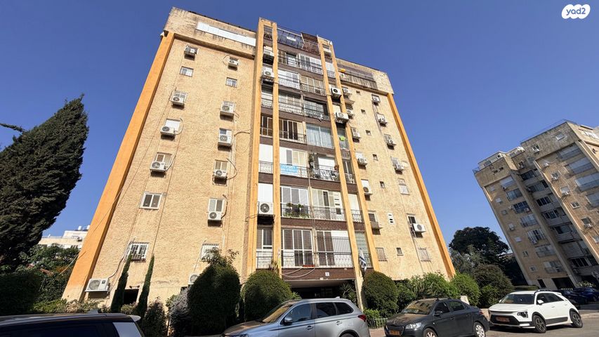 דירה, אהרון שקולניק 1, ג' / מרכז מזרח העיר, רחובות