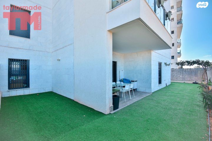 דירת גן, שעורה, עמירם, פרדס חנה כרכור