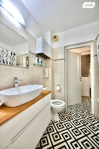 דירה, האימהות, סביוני נצר סירני, נס ציונה