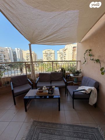 דירה, אסירי ציון, קרית שלום, תל אביב יפו