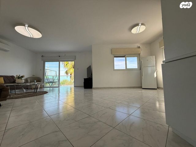 דירה, בליטנטל, רמת אלמוגי, חיפה