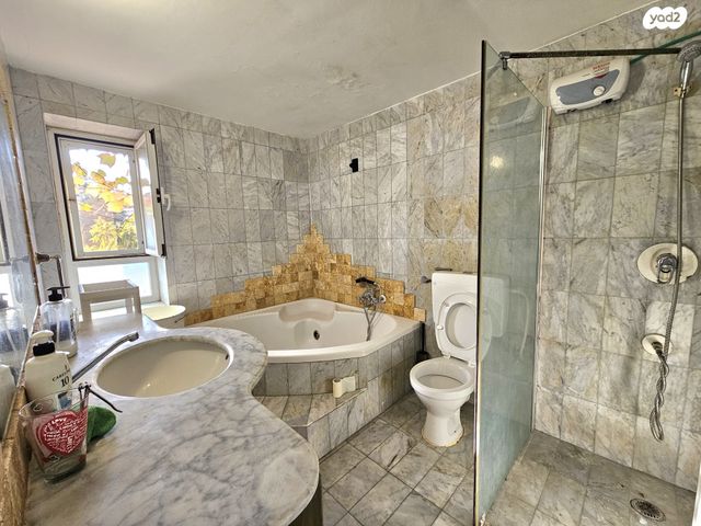 בית פרטי/ קוטג', כפר ורדים