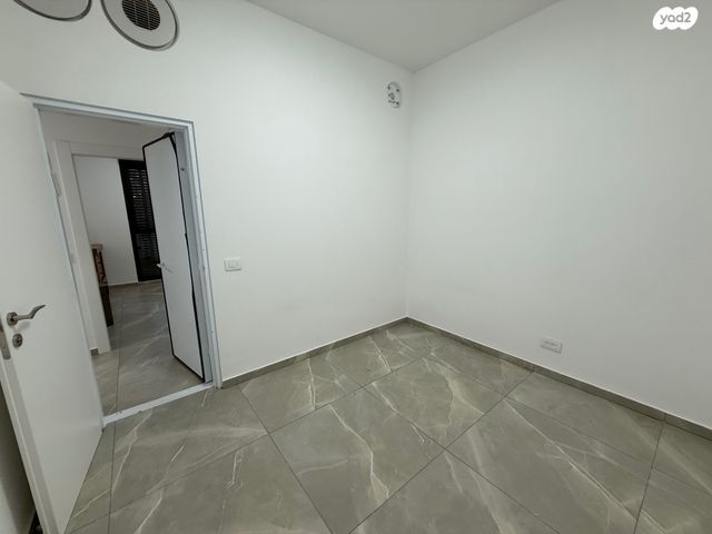 דירה, פרזון, יד אליהו, תל אביב יפו