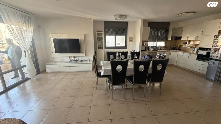 דירה, שדרות בנימין 77, מרכז העיר דרום, נתניה