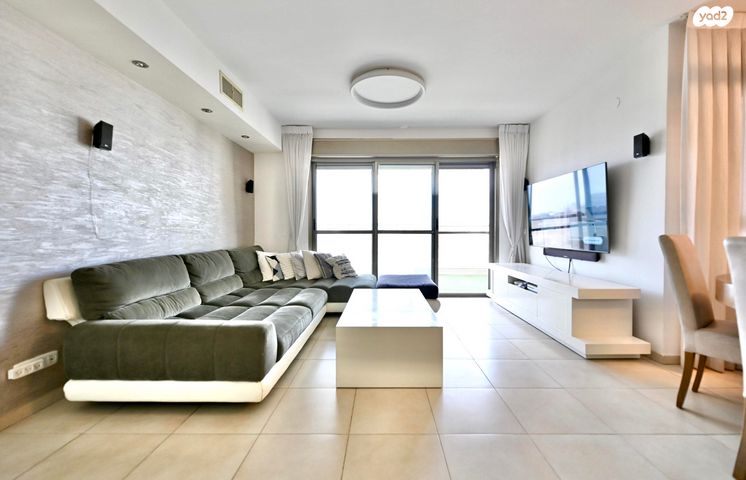 דירה, האימהות, סביוני נצר סירני, נס ציונה