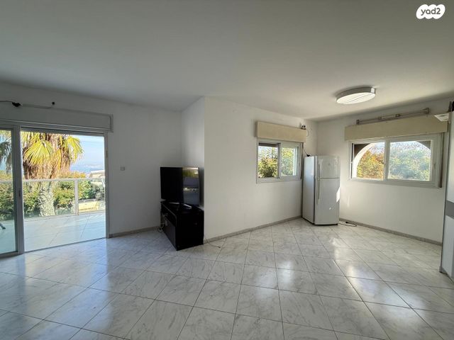 דירה, בליטנטל, רמת אלמוגי, חיפה