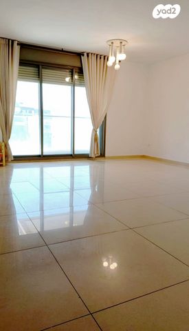 דירה, שמואל הנגיד 7, מרכז, הרצליה