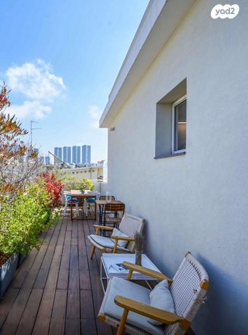 המלך ג'ורג' 8