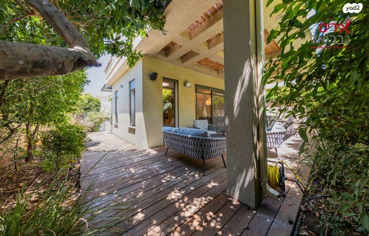 בית פרטי/ קוטג', פסנתר, מתחם האצבע, הוד השרון