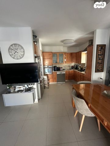 נאות בגין, לב יבנה