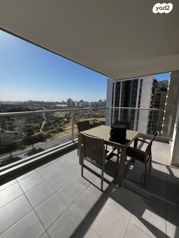 דירה, רפאל איתן, קרית אילון, חולון