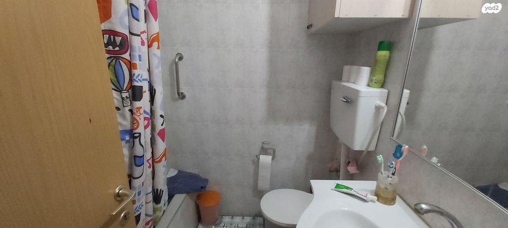 דירה, דוד המלך 11, יהושפט, ערד