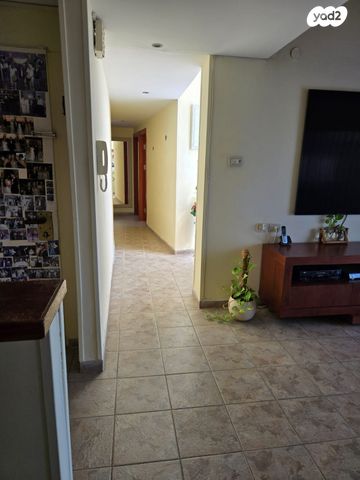 שמואל תמיר כצנלסון 