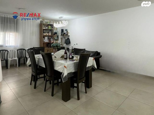 דירה, עלי, גבעת ציון, אשקלון