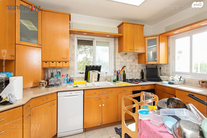 גג/ פנטהאוז, אחוזה, חיפה