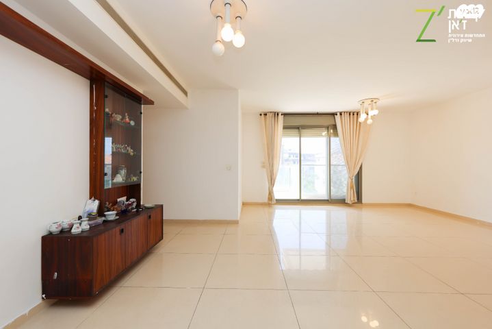 דירה, שמואל הנגיד 7, מרכז, הרצליה