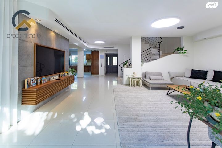 בית פרטי/ קוטג', הדר, הוד השרון