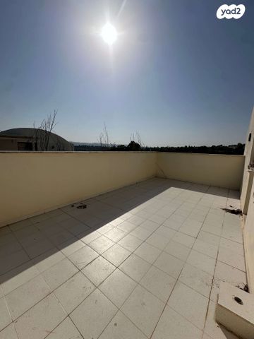 גג/ פנטהאוז, נחל דליה, הנחלים, מודיעין מכבים רעות