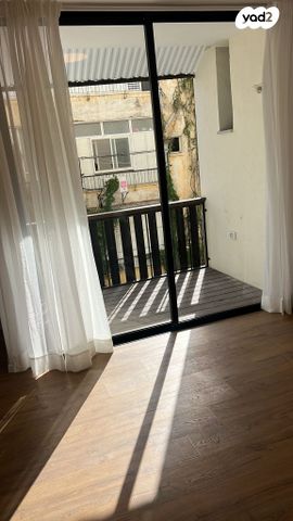 דירה, א.ד. גורדון 8, צפון מערב מרכז העיר, נתניה