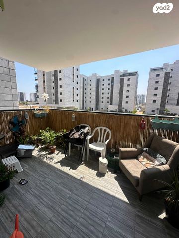 דירה, חמרא, עיר היין, אשקלון