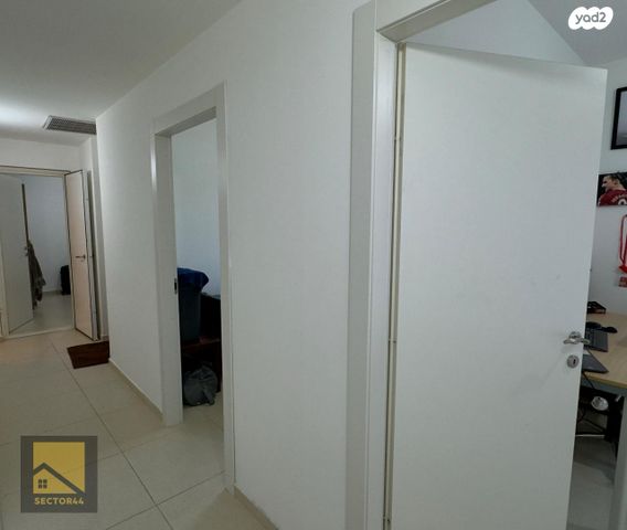 דירה, עומר אל חטאב, חיפה