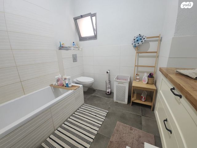 דירת גן, מרכז, הרצליה