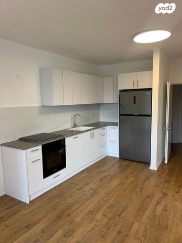 דירה, א.ד. גורדון 8, צפון מערב מרכז העיר, נתניה