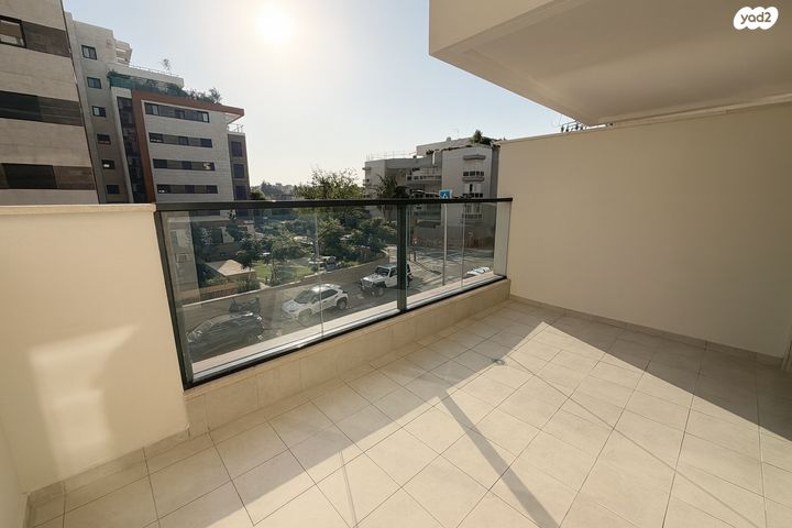 דירה, הגדוד העברי, קרית ויצמן, רעננה