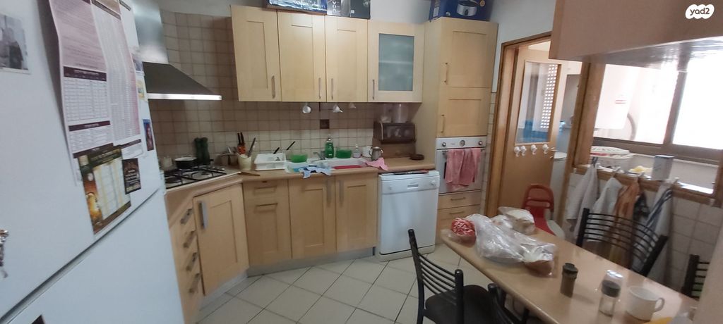 דירה, דוד המלך 11, יהושפט, ערד