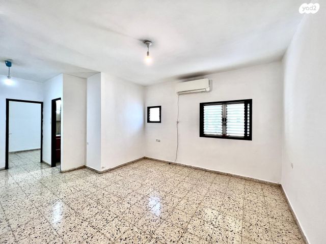 דירה, הרב קוק 20, צפון מערב מרכז העיר, נתניה