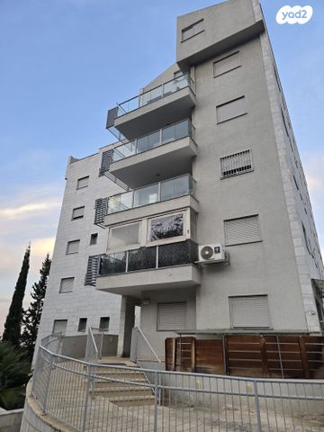 דירה, חטיבת כרמלי 1, נווה פז, חיפה