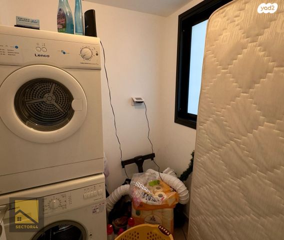 דירה, עומר אל חטאב, חיפה