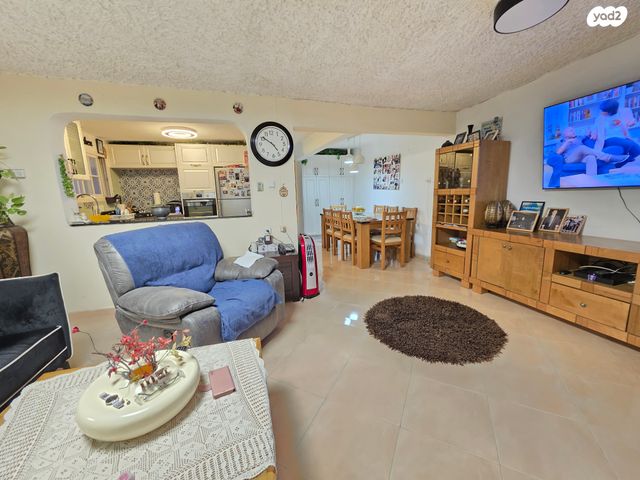 בית פרטי/ קוטג', משעול סוכות, שכונה ד', באר שבע