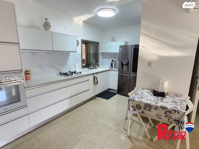 דירה, השיקמה 8, דרום מערב ותיק, בת ים