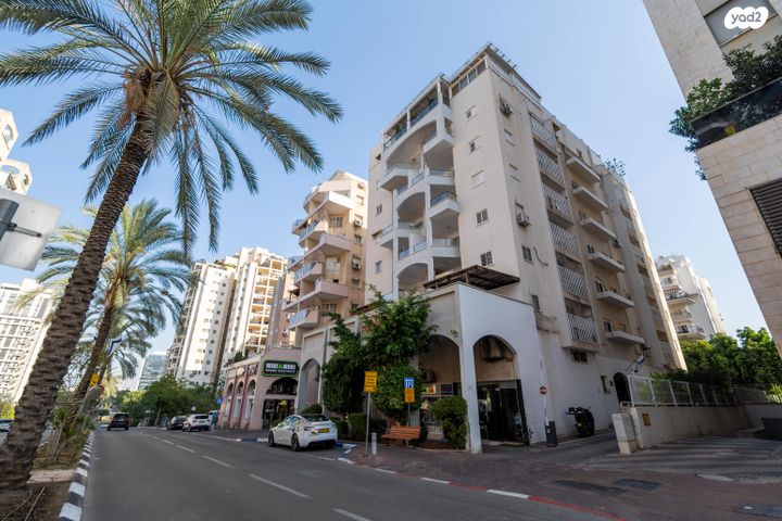 דירה, סוקולוב 14, מגדיאל, הוד השרון