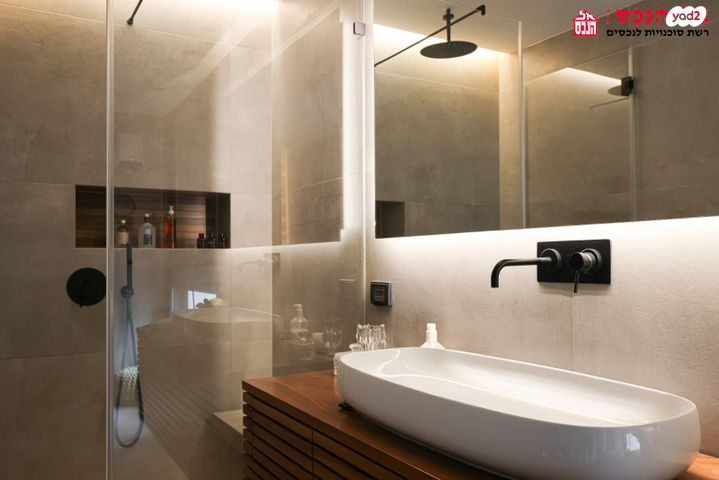 גג/ פנטהאוז, מתחם מרכזי, גני תקווה