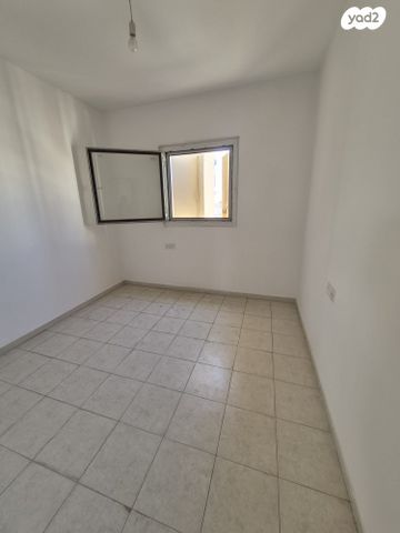 גג/ פנטהאוז, ראשונים, כפר סבא