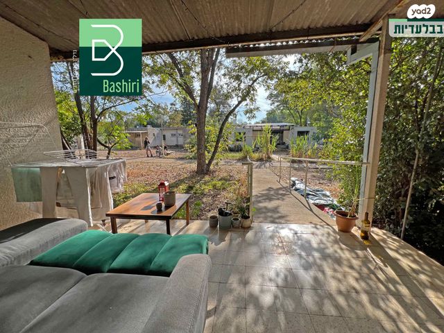 דו משפחתי, דן, דן