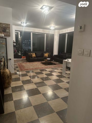 דירה, ניסים אלוני 1, צמרות איילון, פארק צמרת, תל אביב יפו