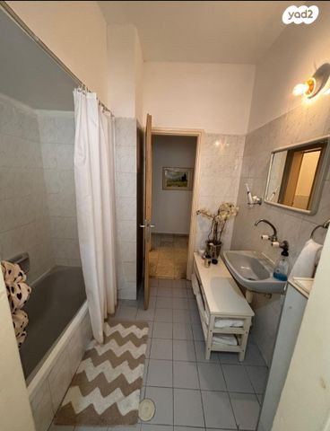 דירה, קרית שרת מערב, חולון