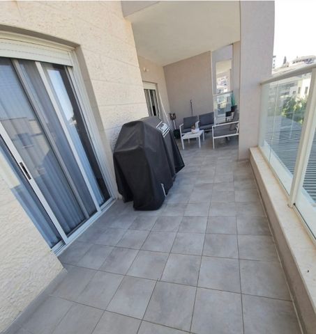 דירת גן, מצפה העמק, מגדל העמק