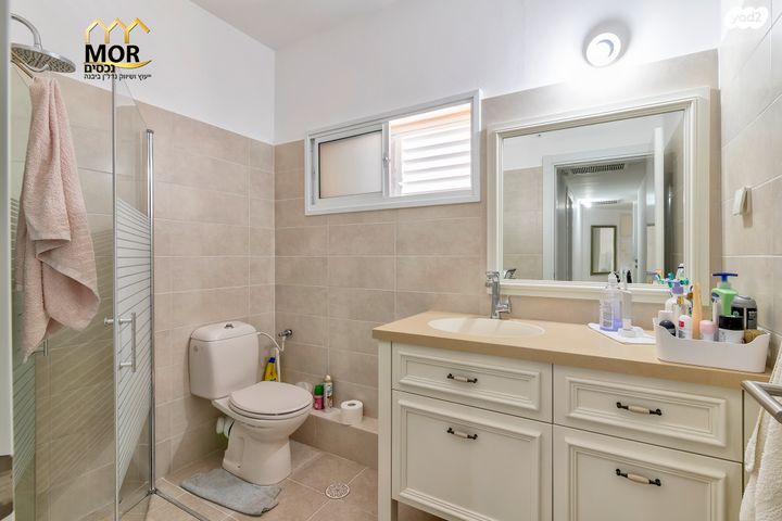 בית פרטי/ קוטג', רמות ויצמן, יבנה