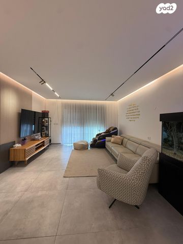 דירה, ליבנה, יצחק שמיר, נהריה