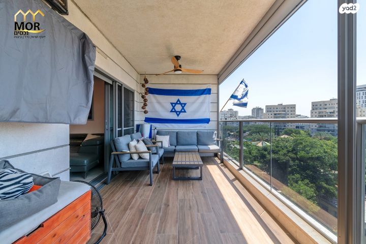 דירה, נאות רבין, יבנה