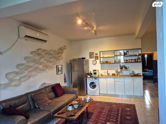 דירה, שדרות ירושלים 63, מכללת תל אביב יפו, דקר, תל אביב יפו