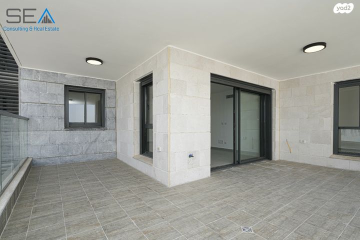 גג/ פנטהאוז, אמנון ליפקין שחק 3, נוף הטיילת, נתניה