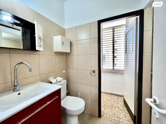 דירה, הרב קוק 20, צפון מערב מרכז העיר, נתניה