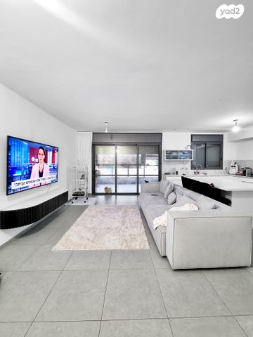 דירה, אברהם מחרז 18, סנטרל פארק / האצטדיון, באר שבע