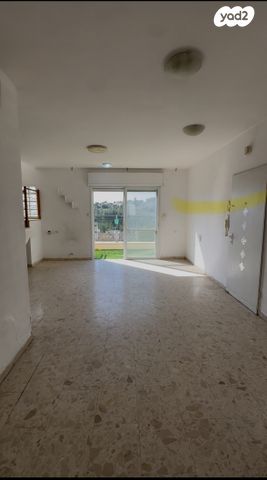 גג/ פנטהאוז, נחל דליה, הנחלים, מודיעין מכבים רעות